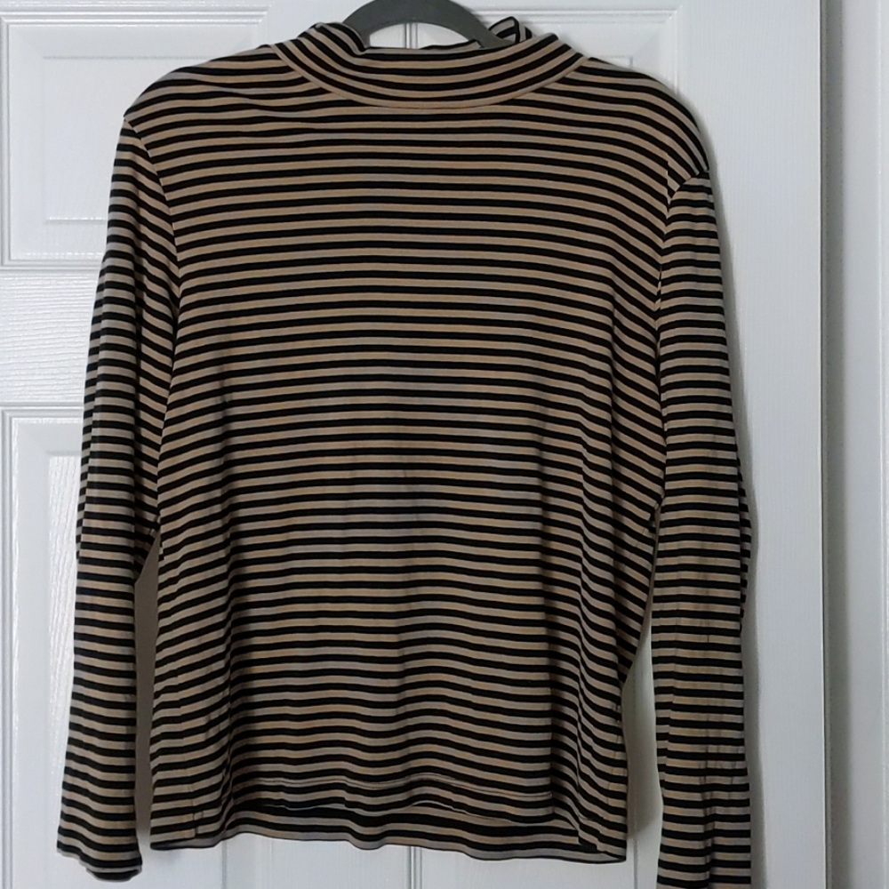 TABI long sleeve turtle neck